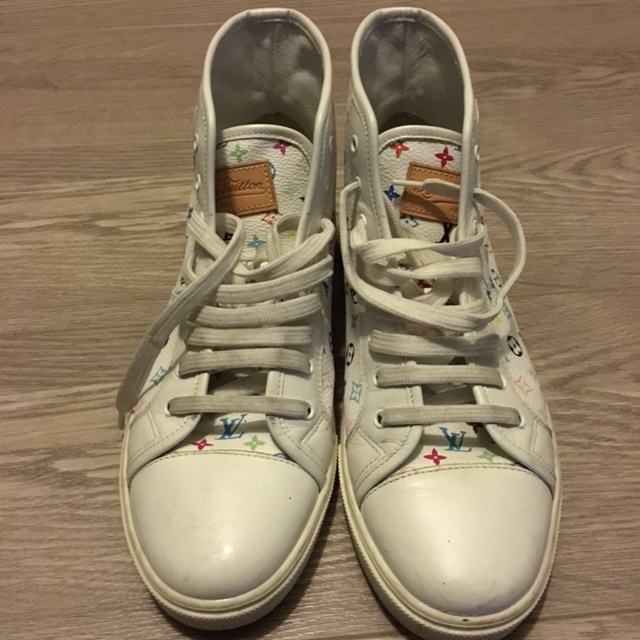 Louis Vuitton LV Monogram Leather Sneakers - White Sneakers, Shoes -  LOU797594