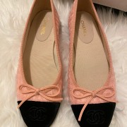 Chanel Pink Tweed Black Velvet Captoe CC Logo Ballet Flats SZ 37C Lust4Labels 1
