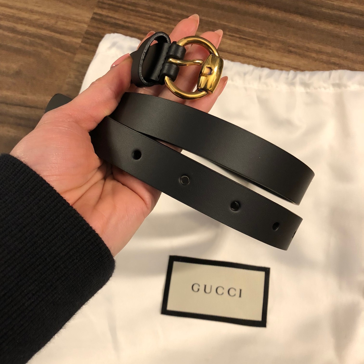 $350 Gucci Classic Gold Buckle Black 