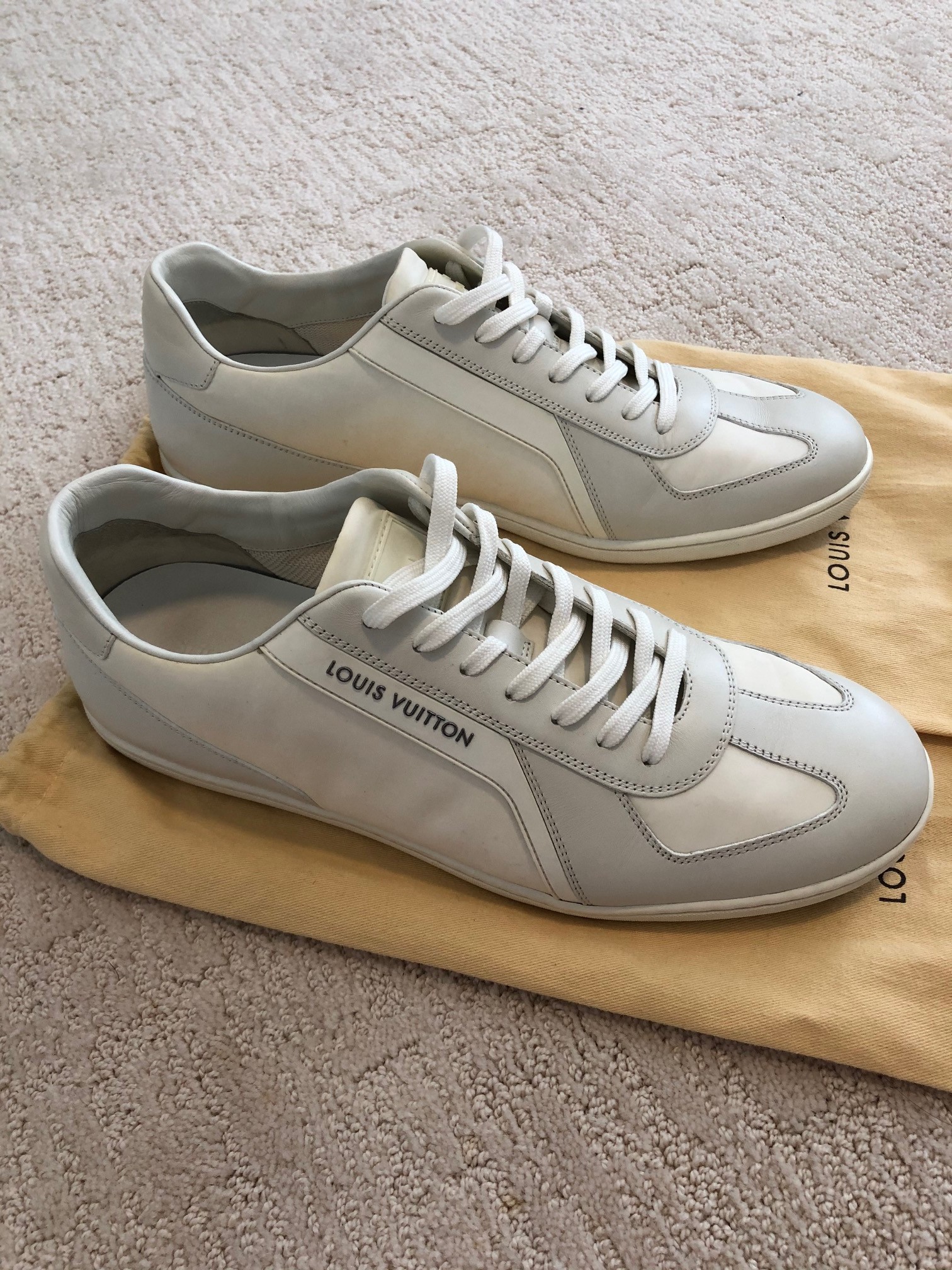 $800 Men's Louis Vuitton White Leather Sneaker Trainers SZ LV 7.5 / US 9.5  - Lust4Labels